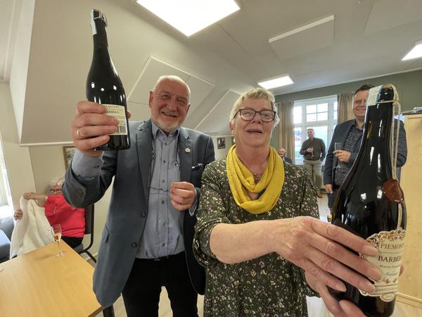 Nærmest middels kom ekteparet Tone og Jan Egil.
